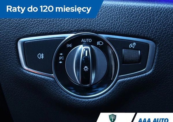 Mercedes-Benz Klasa E cena 90000 przebieg: 197272, rok produkcji 2017 z Pabianice małe 436